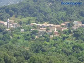 Maison de village a Peri - Image 1