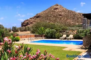 Wunderschöne Villa mit Garten, privatem Pool und Grill | Strandblick | Neben dem Strand - Image 2