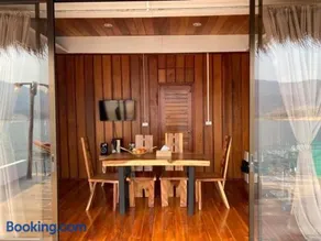 Velaloy Floating Resort - Image 2