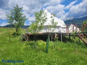 Nucsoara Glamping Cozy - Image 3