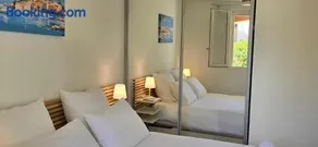 Apartment with garden at the foot of the harbor - Image 1