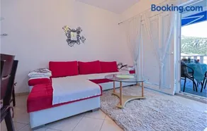 Two-Bedroom Apartment In Klek - Image 2