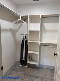 Lovely entire apartment in Tyler - Image 2