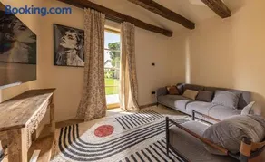 LaMaison Luxury Villa - Image 2