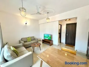 Cozy Assagao 1BHK Apartment with Pool, WiFi & Near Hotspots - Image 1