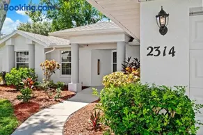 Grand opening Vacation rental single family home - Image 2