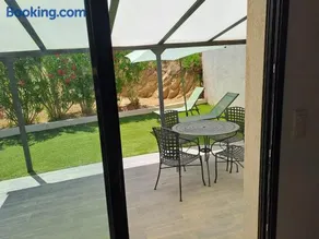 Petite maison dans la colline - Image 2