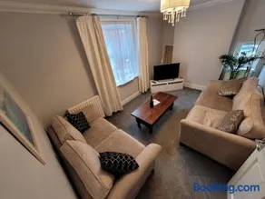 39 Queens Road - Image 3
