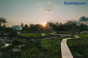 KUUL STAY - luxury domes - Image 2