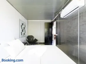 Casa Container Moderna com Vista da Natureza em Itajaí - Image 4