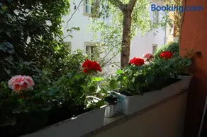 Buda Castle Apartments - Image 4