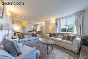 Hatchet Pond Cottage - Image 2