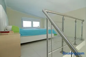Mavridis Rooms 2 - Image 2