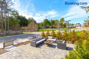 Acres Away by Seabrook Hospitality - Image 3