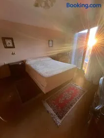 La Casa Del Recho - Image 1