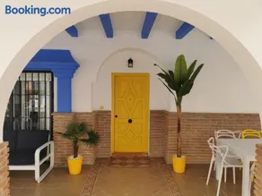 La Buganvilla Beach House - Image 1
