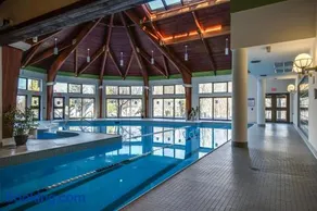 Woods Resort and Spa - Cozy 2-Bedroom Condo Minutes to Ski Resort - Spa, Pool, Hot Tub, Tennis, Fireplace - Image 2