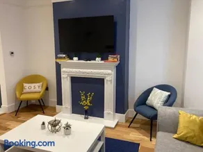 Exceptional 5 bed house near City Centre - Image 5