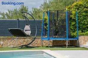 Luxury Villa Kristina with Heated Pool near Omis for 12 Guests - Image 4