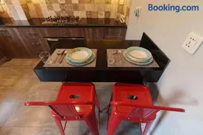 PRESIDENTIAL 3BEDROOMS COTTAGE - Murree Mountains View - Image 3