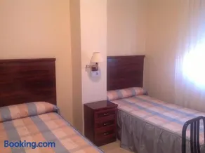 Hostal San Froilan - Image 2