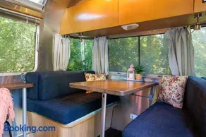 Cozy 1BR Airstream near Leipers Fork - Sleeps 3 - Image 1