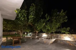 Chrisi Holiday Home - 500 sqm Private Gardens & Nature View - 300m by the sea - Image 2