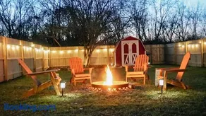 Modern 4BR Retreat - Sauna, Arcade & Fire Pit - Image 3