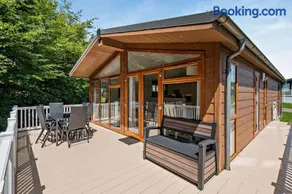 Host & Stay - 3 Summerfield Pastures - Image 1