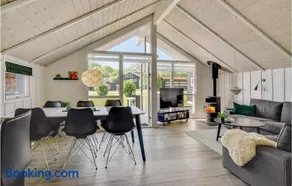 3 Bedroom Cozy Home In Sydals - Image 2
