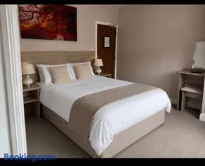 Grove house Dunleer - Image 3