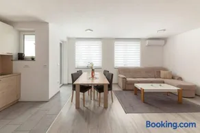 Perfect Place Apartments - Image 1