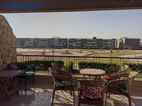Elegant Sokhna Retreat - Image 2
