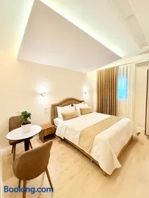 Centrum Hotel - Image 2