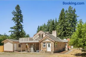 Redmond Country Retreat 3BR 2BA Near Woodinville Seattle - Image 2