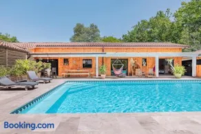 Superbe villa secteur calme avec piscine chauffée - Image 1