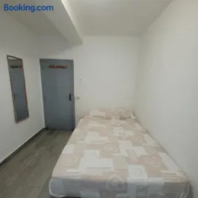 Hostal Castilla - Image 4