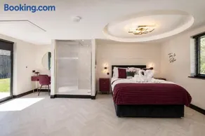 Holly Tree Luxury Lodge - Image 4
