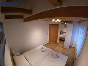 Fine&Pine Center Apartment - Image 4