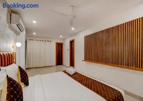 Hotel Sai Rain Tree - Image 3