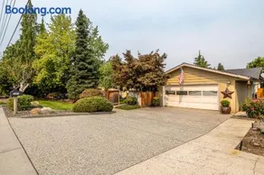 Summer Fun Wenatchee home - Image 3