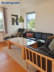 Lovely Holiday Home With Views Of Fields - Image 4