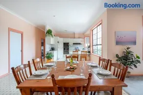 Family Beach House Near Barwon River & Beaches - Image 3
