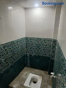 Awadhesh Home Stay - Image 3