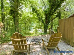 A Little River Romance - Private Dock - Hot Tub - Image 3