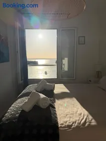 Côté Criée sur le port de pêche - Image 2
