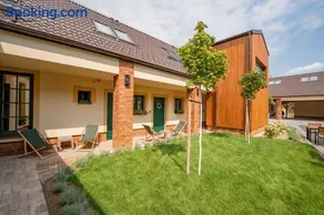 Apartmány V zahradě - Image 1