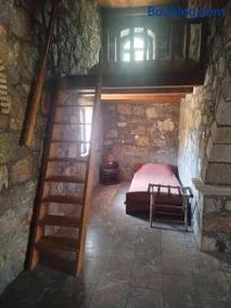 ANTARES, a stone mansion in Crete - Image 4
