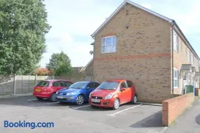 Friars Walk 2 with 2 bedrooms, 2 bathrooms, fast Wi-Fi and private parking - Image 2