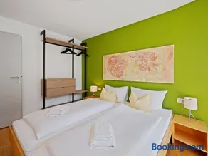 Carolines Appartement Warth - Bergblick, Terrasse, 2 Min Fußweg bis Skilift & Tiefgarage - ideal für Familien und naturverbundene Paare - Image 4